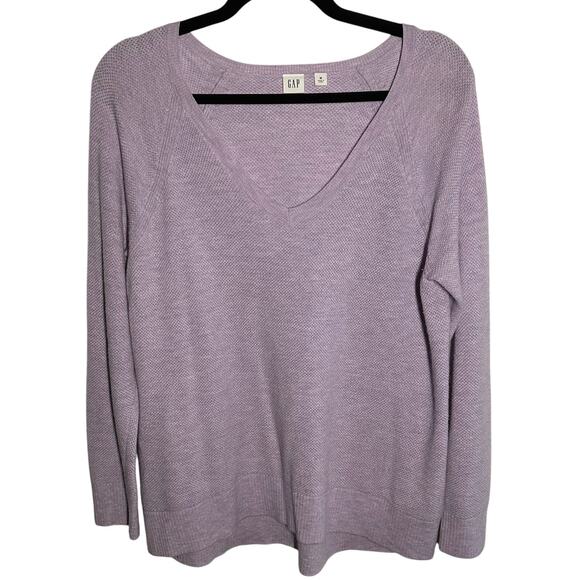 Gap Brooklyn V Neck Lavender Purple Lightweight Wool Blend Sweater Size Medium - Picture 2 of 9